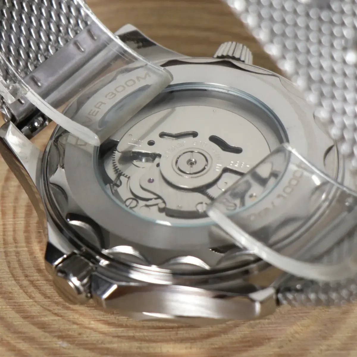 Seiko Mod Speedmaster 007 | James Bond - TWTwatches