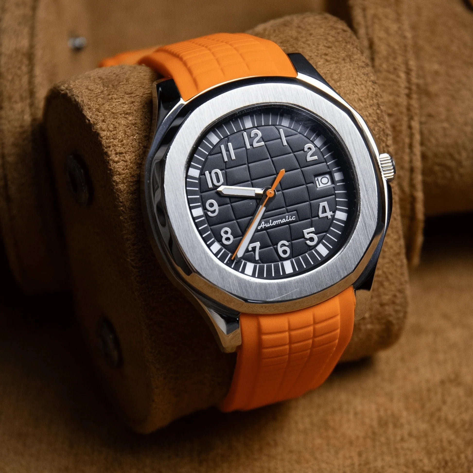 Aquanaut Mod | Orange - TWTwatches